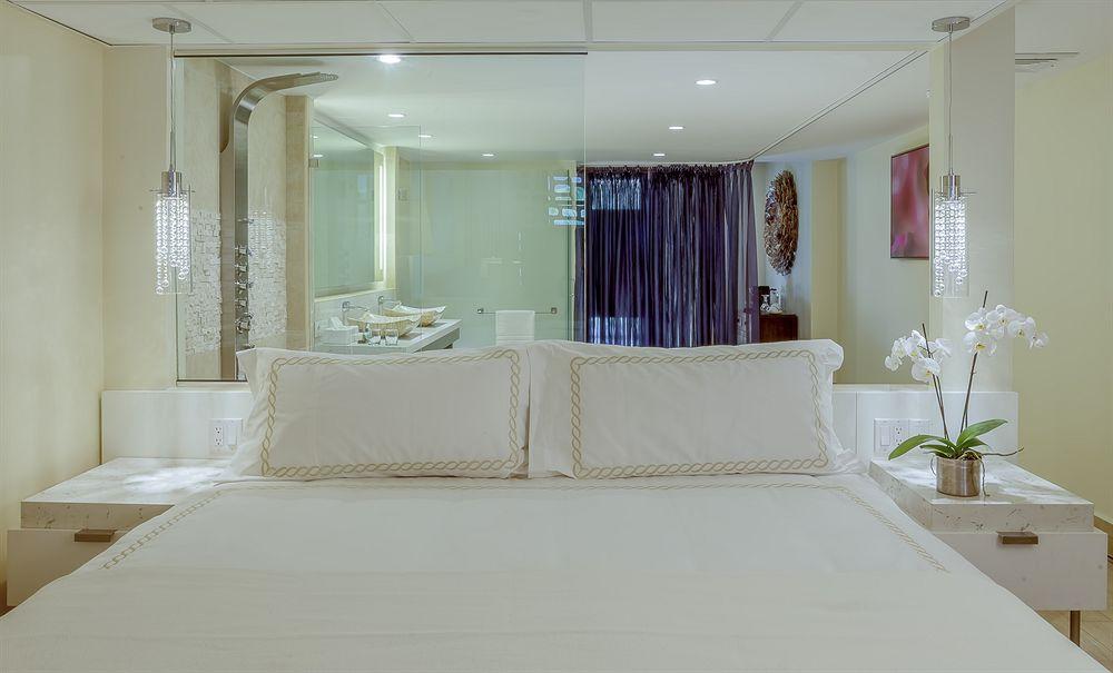 Floris Suite Hotel - Spa & Beach Club - Adults Only Piscadera Bay Exterior foto