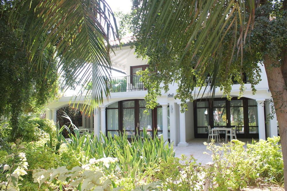 Floris Suite Hotel - Spa & Beach Club - Adults Only Piscadera Bay Exterior foto