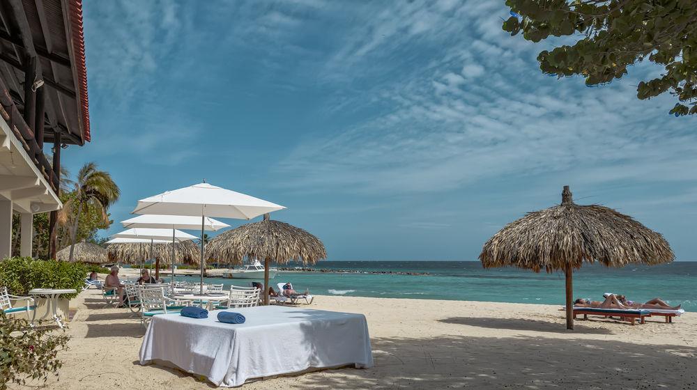 Floris Suite Hotel - Spa & Beach Club - Adults Only Piscadera Bay Exterior foto