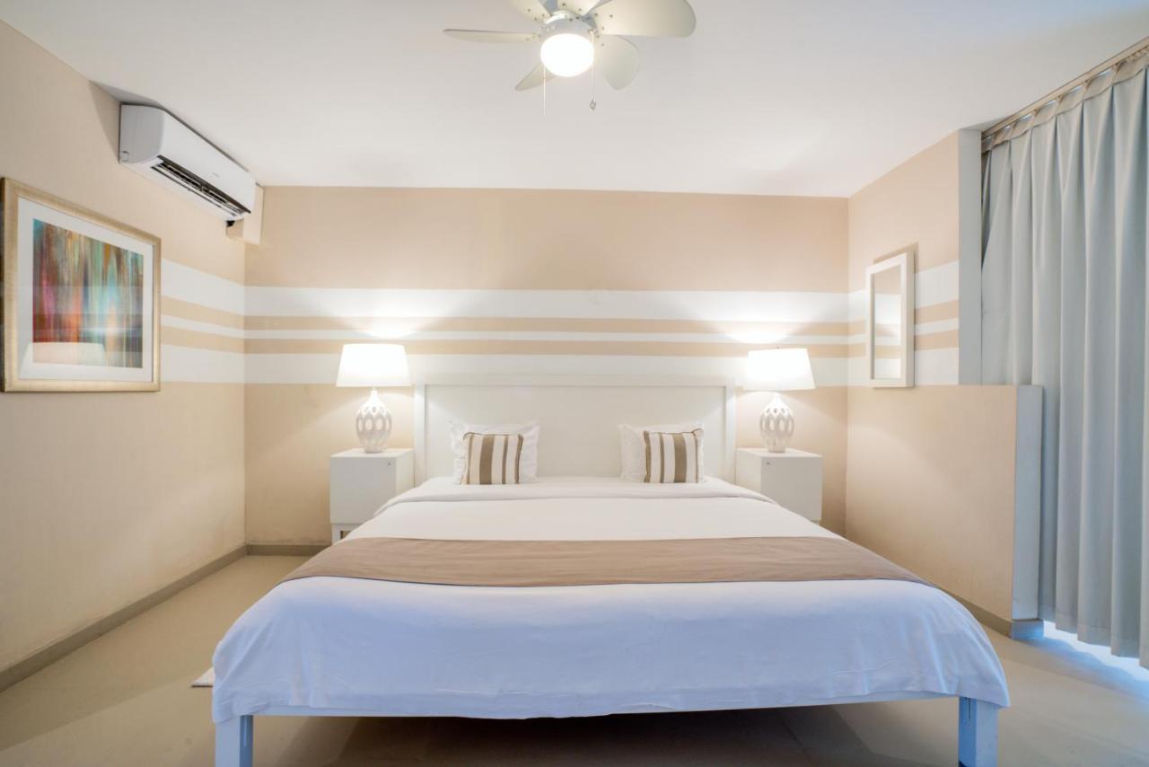 Floris Suite Hotel - Spa & Beach Club - Adults Only Piscadera Bay Exterior foto
