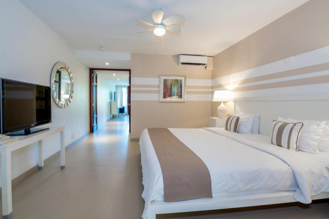 Floris Suite Hotel - Spa & Beach Club - Adults Only Piscadera Bay Exterior foto